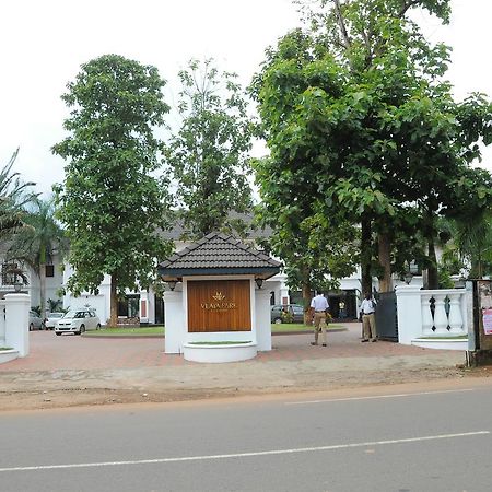 Vijayapark Hotel Kaduturutti Екстериор снимка