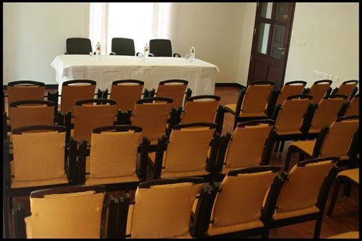 Vijayapark Hotel Kaduturutti Екстериор снимка